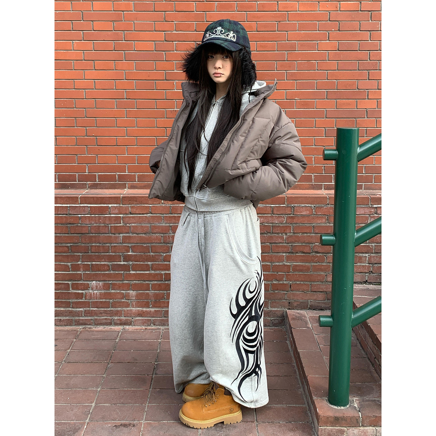 灰色卫裤女春季图腾刺绣显瘦宽松直筒阔腿拖地裤爵士jazz跳舞裤子,女装/女士精品,休闲裤,淘宝优惠券,粉丝福利购,淘宝优惠卷