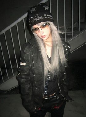 亚文化正肩短款外套女冬季加厚十字架排扣绑带宫廷皮衣夹克视觉系