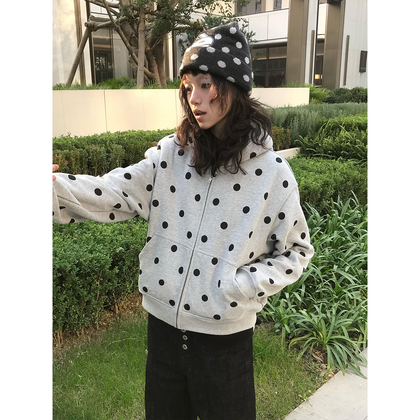 【赠运费险】美式波点连帽卫衣