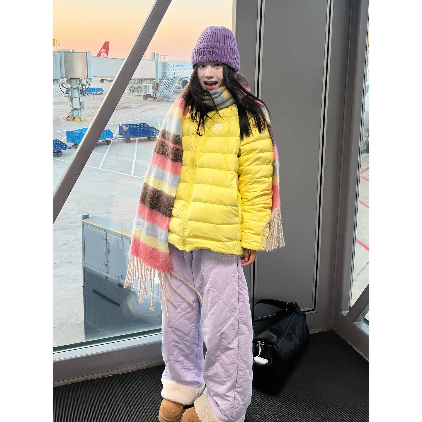 【免费试穿】多巴胺连帽面包服