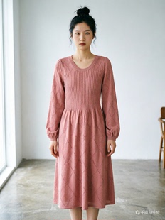 秋冬装胖mm大码宽松圆领遮肚长款针织毛衣打底连衣裙女潮