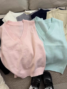 学院风日系女秋冬针织衫 马甲背心V领通勤百搭软妹风穿搭 纯色无袖