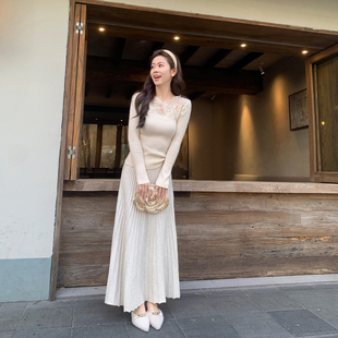 果果家 现货秒发/极简风百褶半身裙女针织直筒长裙松紧腰毛毛边