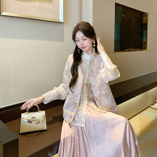 2026新款 果果家 新中式 国风马甲女春季 坎肩 刺绣提花叠穿马夹时尚