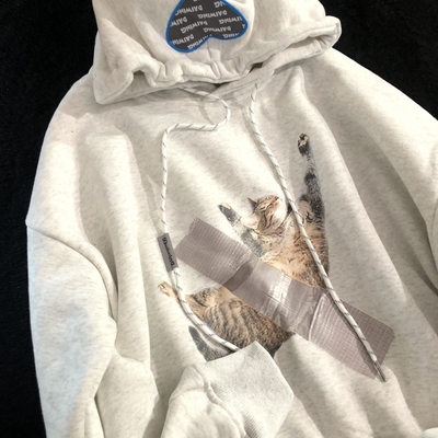 Daiwing 秋天衔着寒意靠近 秋冬美式可爱甜酷风猫咪情侣连帽卫衣