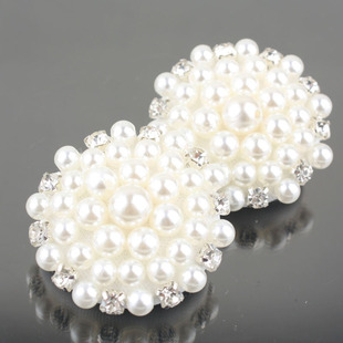 高档女珍珠扣子水钻皇冠衣服钮扣白色大衣风衣装饰扣毛衣纽扣35mm