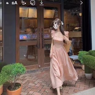 小飞袖 韩式 法式 精美粉色荷叶边方领连衣裙女夏季 海边度假沙滩 新款