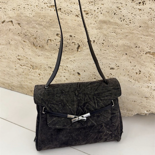 2025新款原创小众设计师斜跨包复古腋下包单肩包中古牛仔包包女