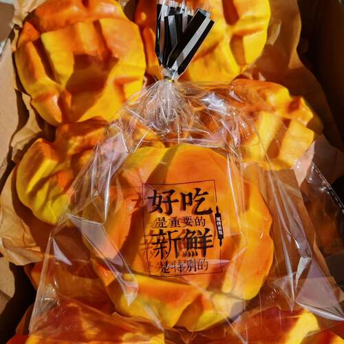 湿软手感超大菠萝包仿真吸手指面包捏捏乐挤压摆件模型Squishy