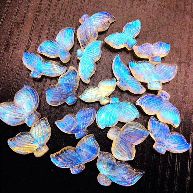 印度 天然白水体月光石 蓝光 彩光 万能扣貔貅 蝴蝶 人鱼尾巴吊坠
