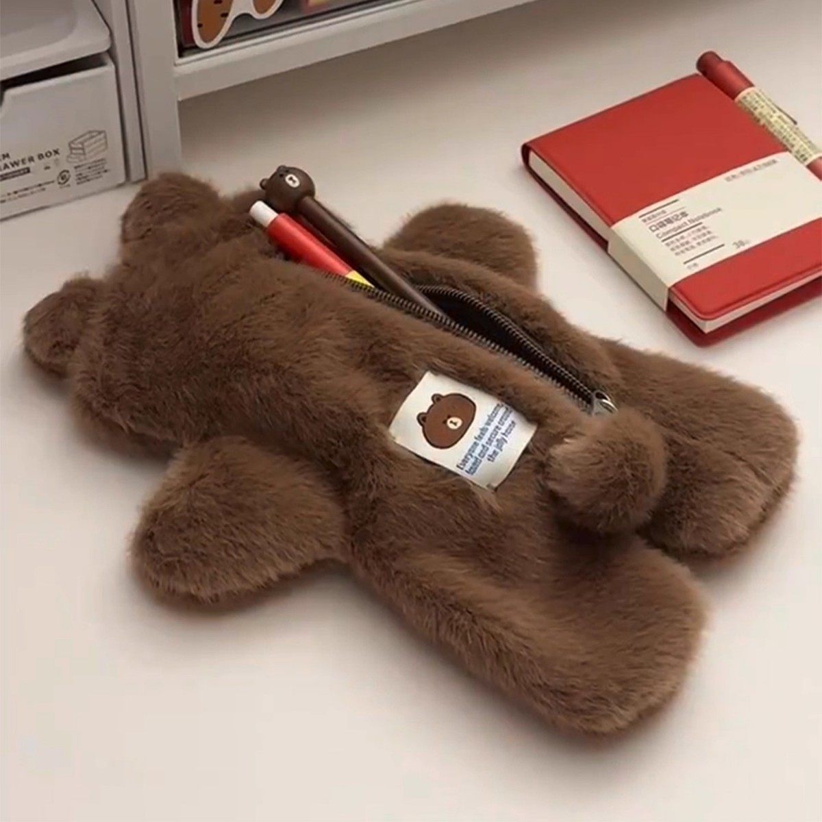 卡通可爱布朗熊毛绒笔袋ins高颜值铅笔盒初中高中学生文具袋小熊,文具电教/文化用品/商务用品,笔袋,淘宝优惠券,粉丝福利购,淘宝优惠卷