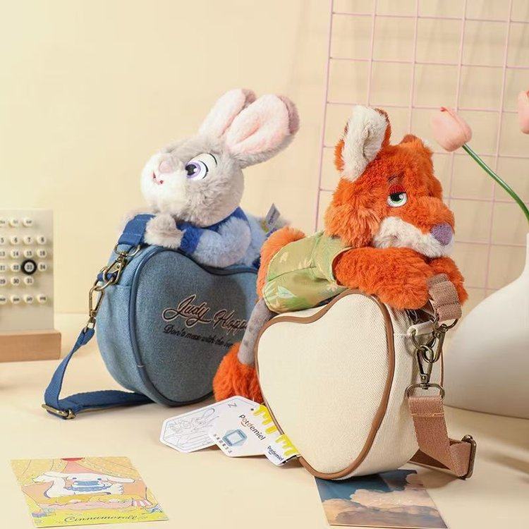 新款卡通爱心疯狂动物城朱迪尼克毛绒兔子玩偶趴肩包马鞍斜挎包潮,模玩/动漫/周边/娃圈三坑/桌游,动漫背包/钱包/箱包,淘宝优惠券,粉丝福利购,淘宝优惠卷