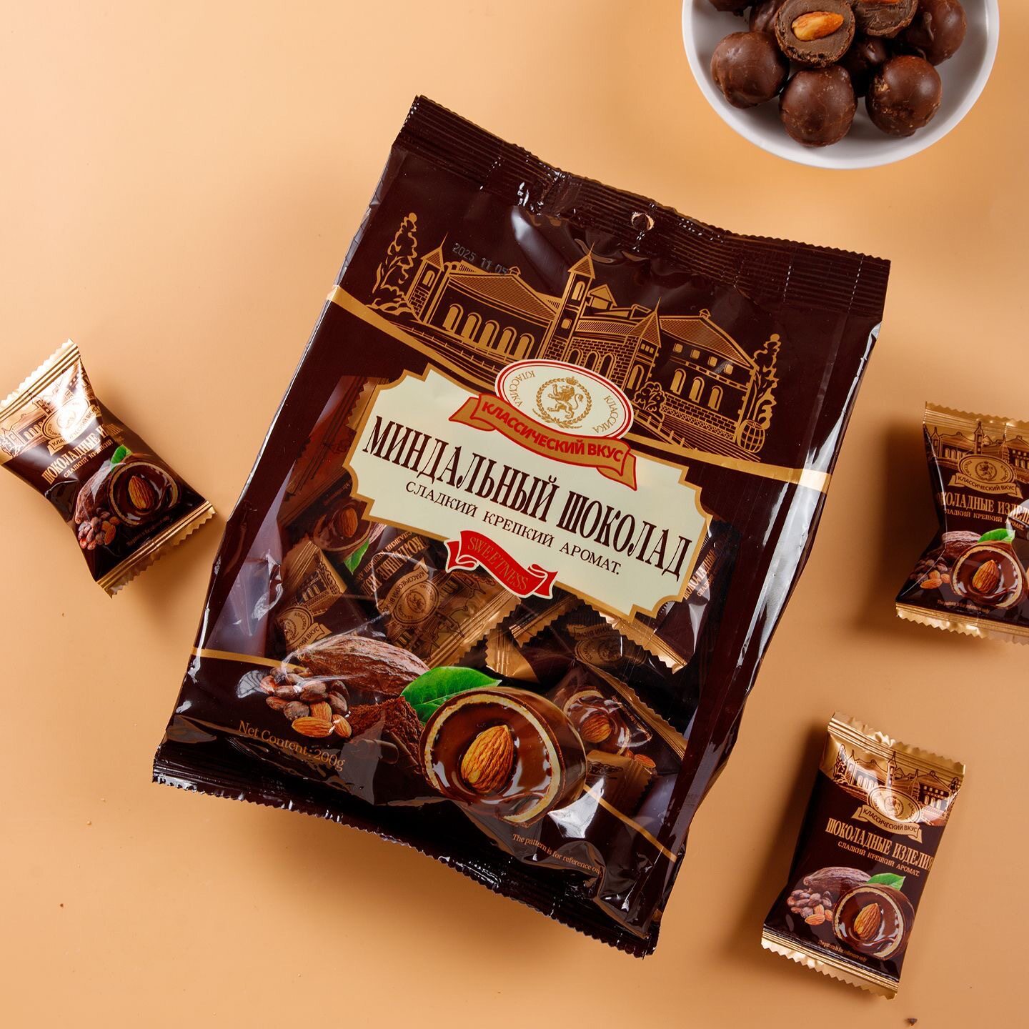 俄罗斯风味松露奶油巧克力糖杏仁夹心巧克力糖果零食品整颗扁桃仁