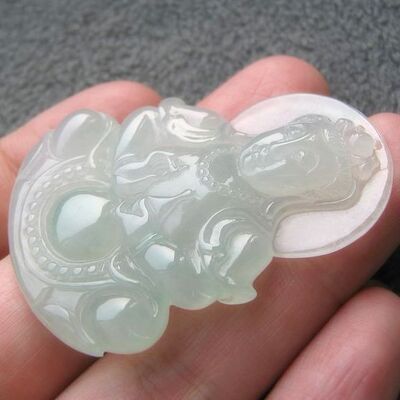 【定出】天然A货翡翠绝美冰糯淡淡翠绿清爽观音