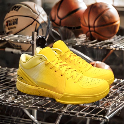 科比4代篮球男鞋黑曼巴ZK4气垫球鞋电镀绿实战费城金牌耐高黄色