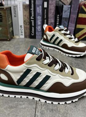 运动休闲鞋男款透气百搭三条杠潮鞋厚底轻便潮鞋韩版时尚低帮板鞋