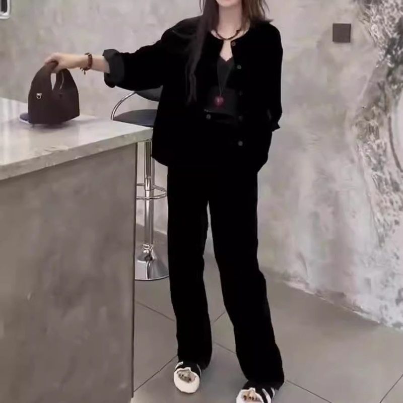 24831大爱美依缘2024秋季新款网红爆款宽松外套阔腿裤两件套女潮