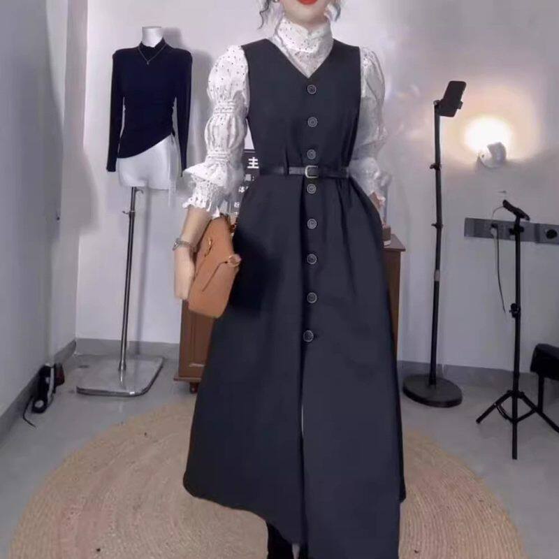 24829大爱美依缘2025秋季新款洋气波点衬衫单排扣显瘦背带裙女潮