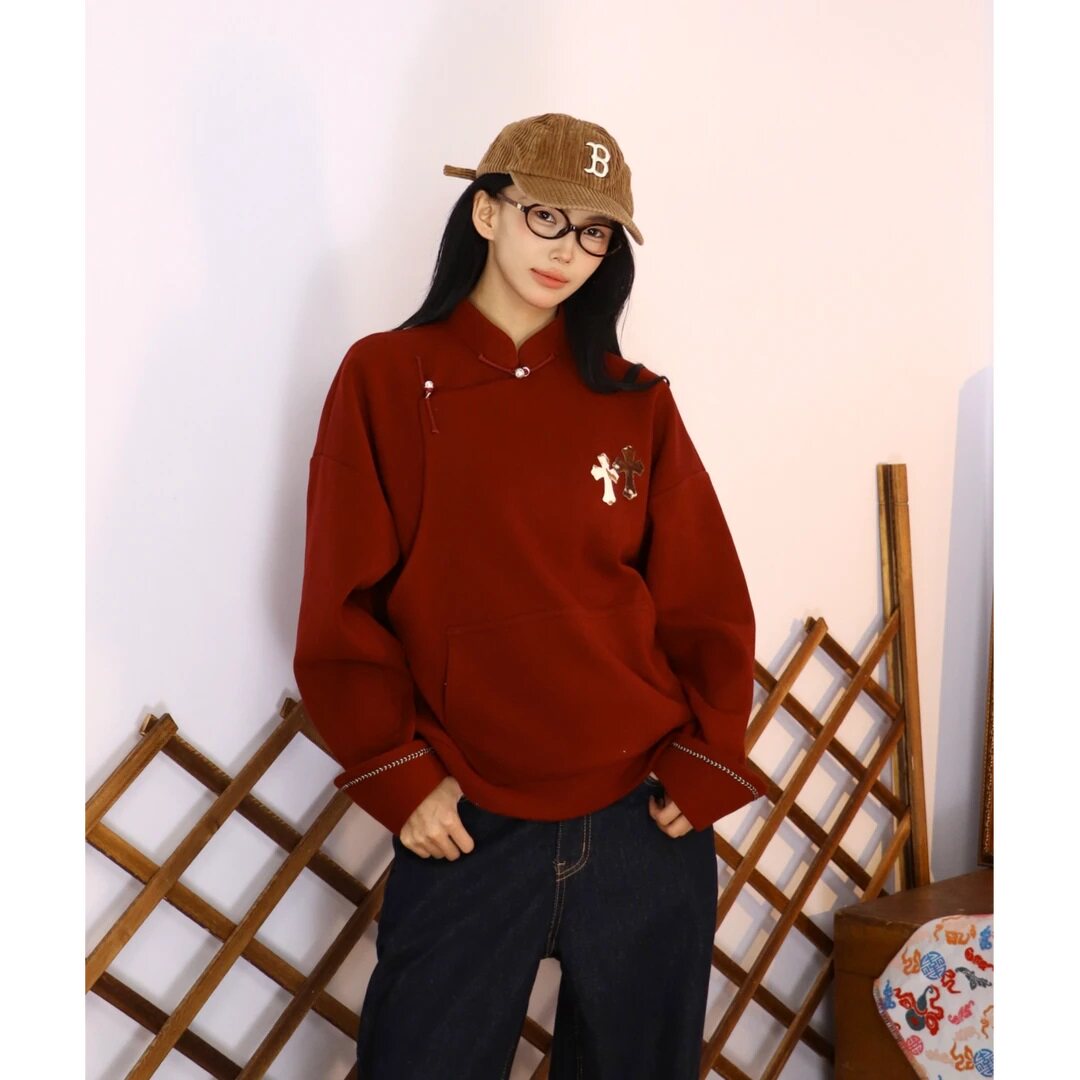 新中式蒙式卫衣女宽松设计感小众十字架装饰上衣红色民族风休闲
