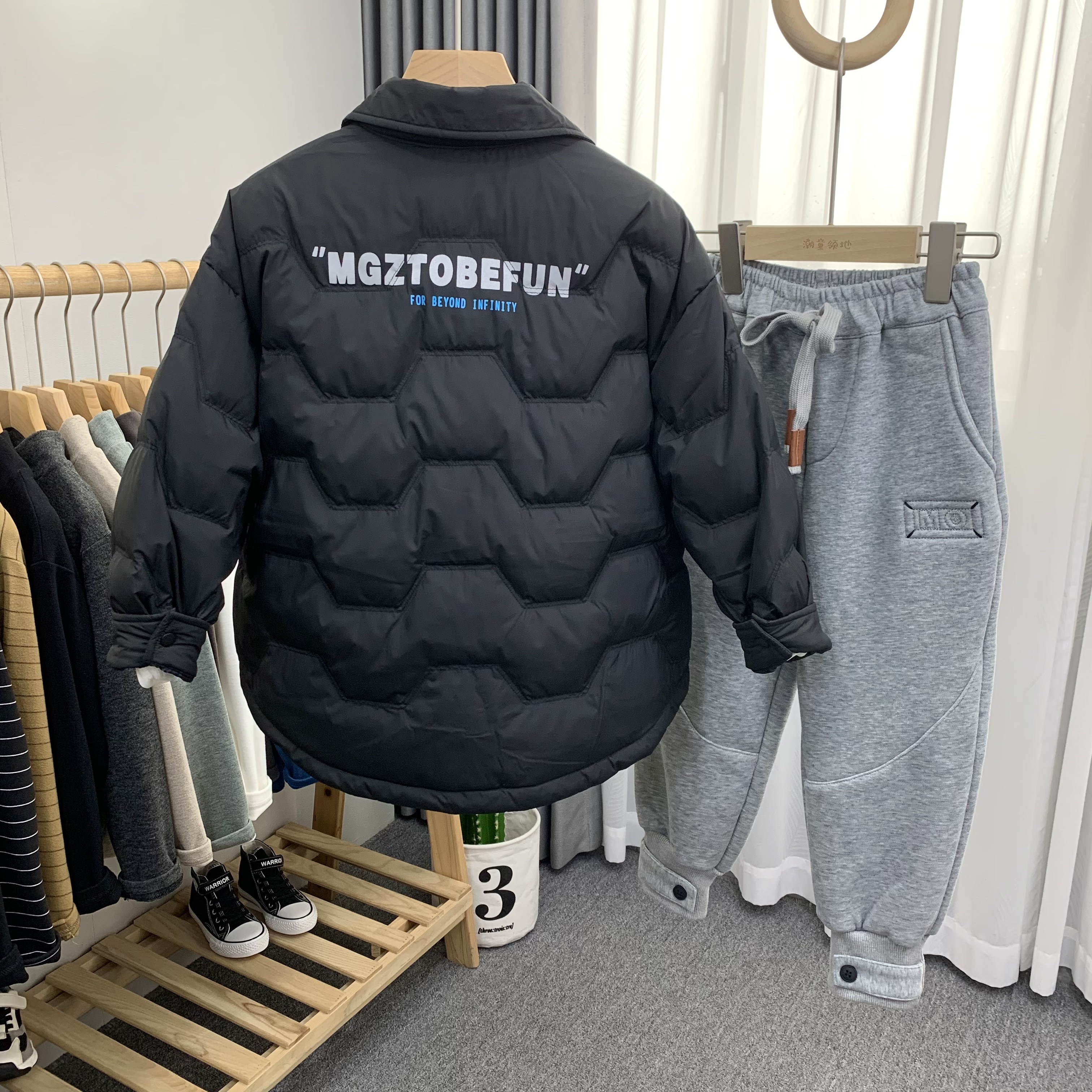 木瓜汁童装冬新品儿童90白鸭绒轻薄款羽绒服男女童外套89003