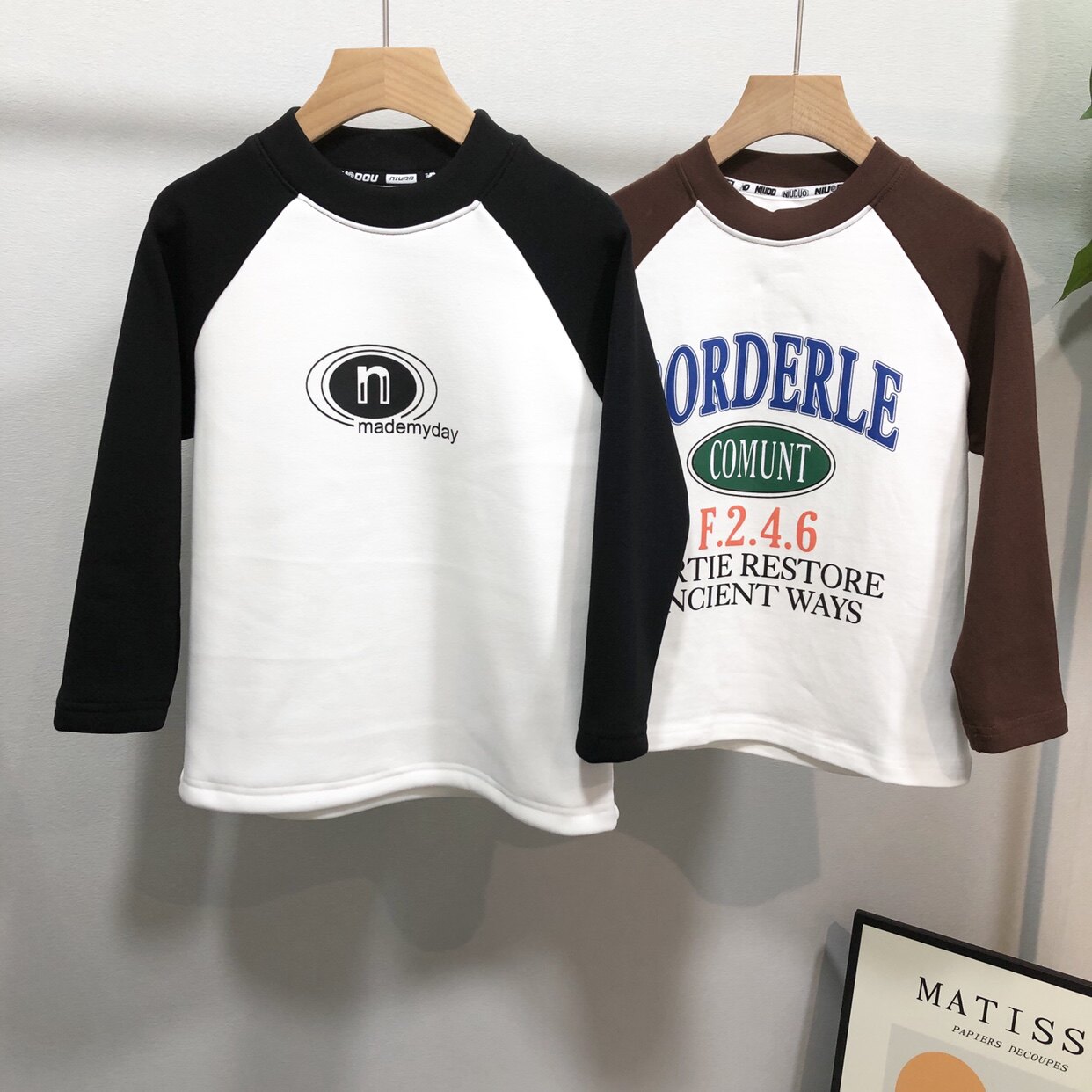 牛哆哆童装冬新款男女童加绒长袖T恤冬洋气插肩袖打底衫52110