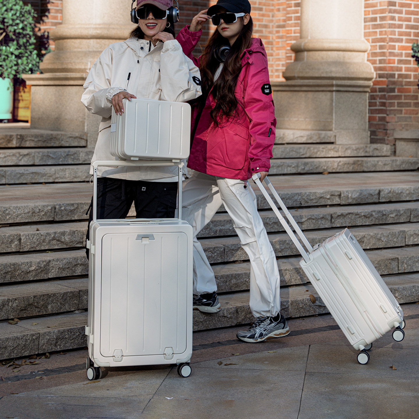 袋鼠前开口宽拉杆行李箱24寸女结实耐用大容量静音轮旅行密码箱子