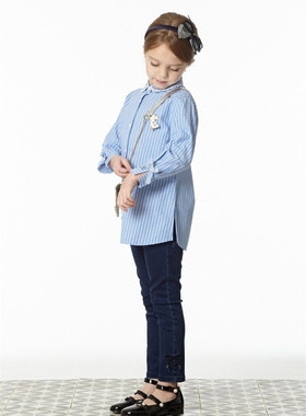 韩单BEEN条纹衬衫天鹅珠胸针装饰女孩春秋洋气上衣休闲纯棉女童