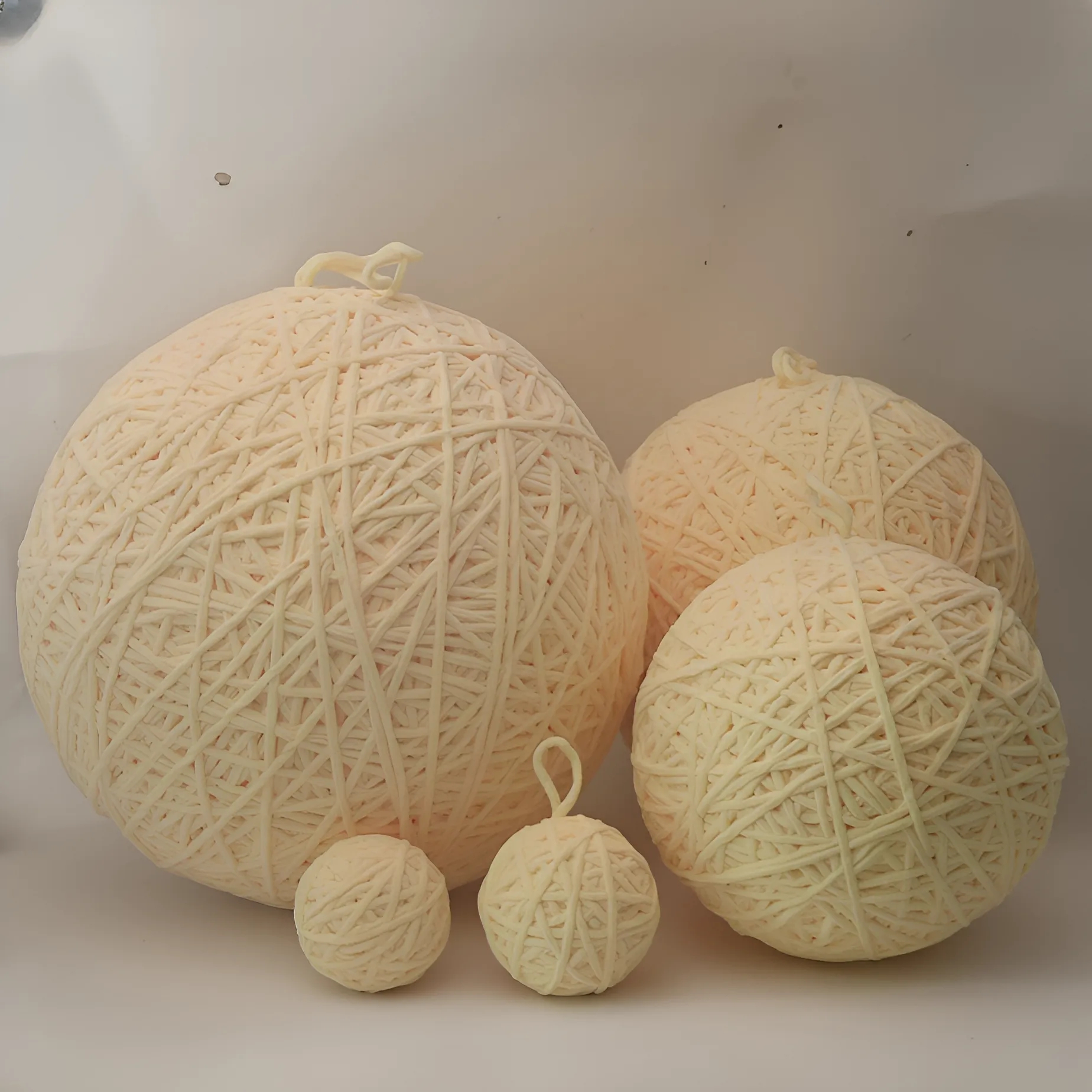 超大毛线球2025粗线绕线球美陈商场装饰冰条网红打卡婚礼布置挂球