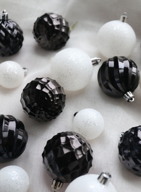 6CM黑色圣诞球异形雾面圣诞节圣诞树装饰挂饰吊球亮黑亮白球光球