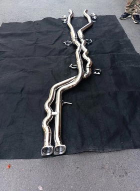 M3/M4 F8X F82 F80 F83  等长中段扭扭中段排气管m2c