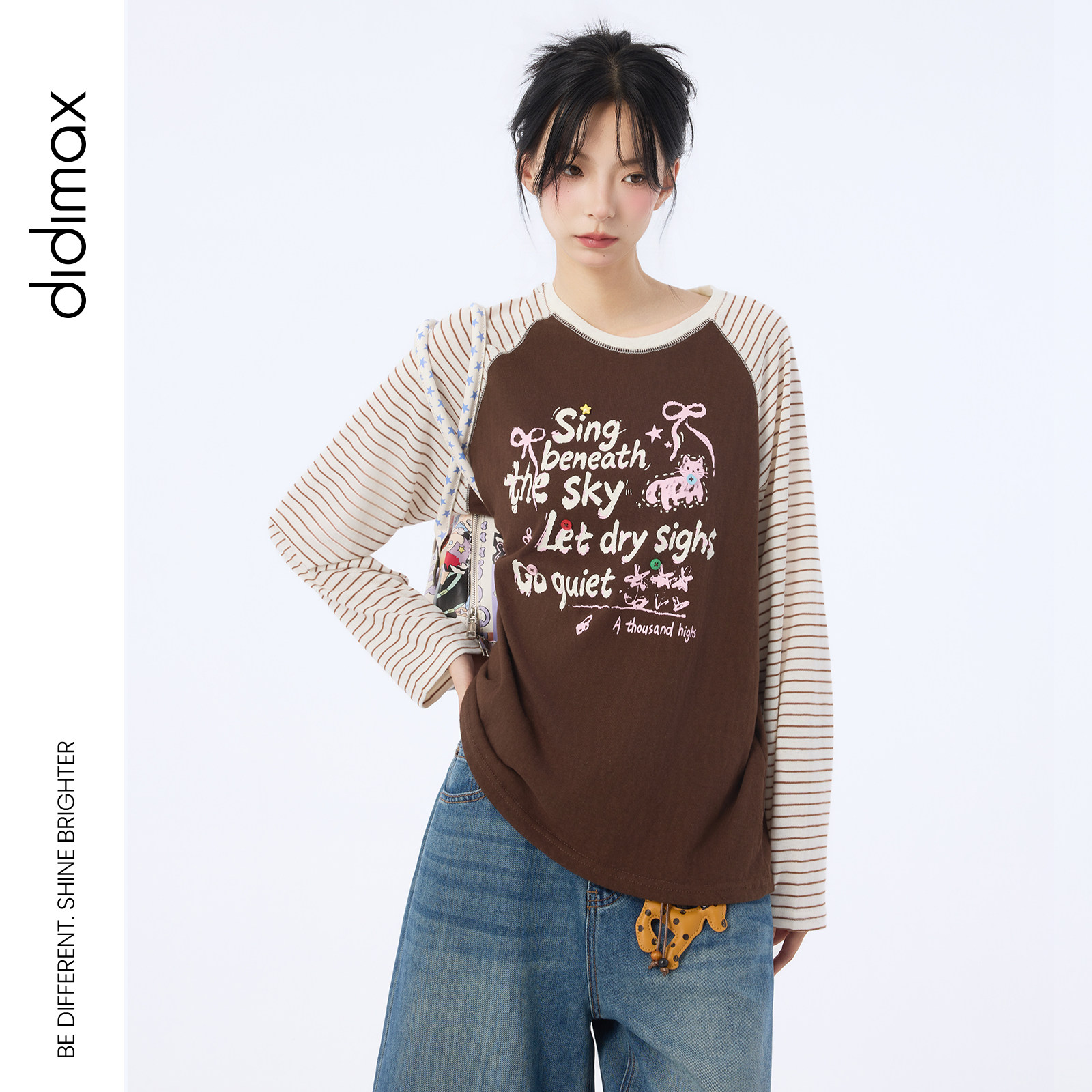 didimax秋季新款咖啡色条纹插肩袖休闲风T恤 圆领女式上衣Q49884图片