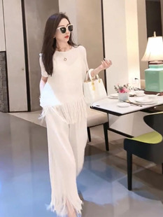 夏装搭配一整套高级感时尚时髦洋气小香风白色流苏上衣裤子套装女