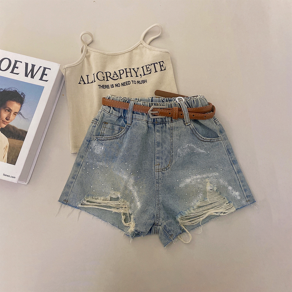 女童时尚破洞牛仔短裤2025夏季新款韩版儿童洋气百搭牛仔热裤外穿