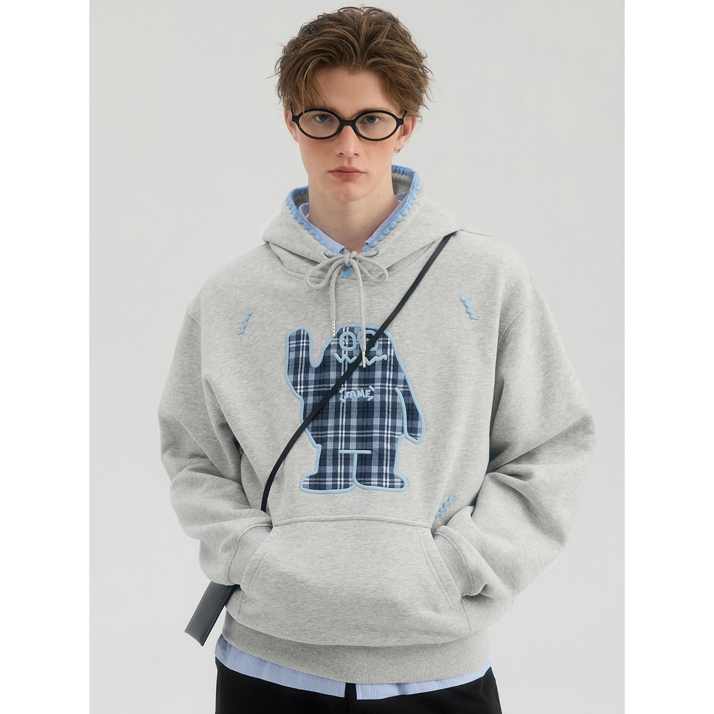 贴布刺绣花边连帽卫衣长袖帽衫