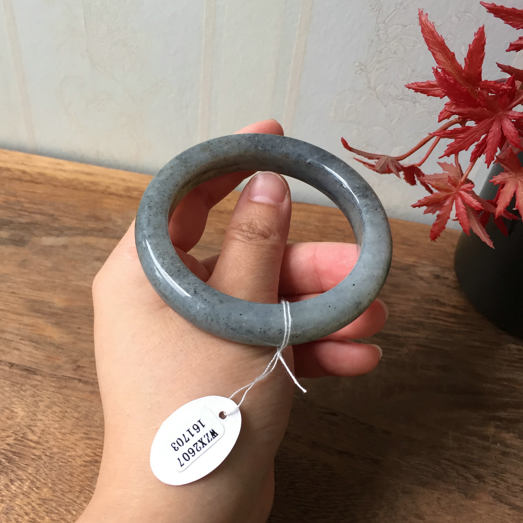 天然正品新疆和田玉点墨青花手镯