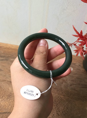 天然正品和田玉手镯胖圆条青玉女