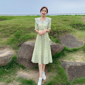 绿色雪纺碎花连衣裙女夏季2023新款娃娃领气质收腰小清新a字裙子