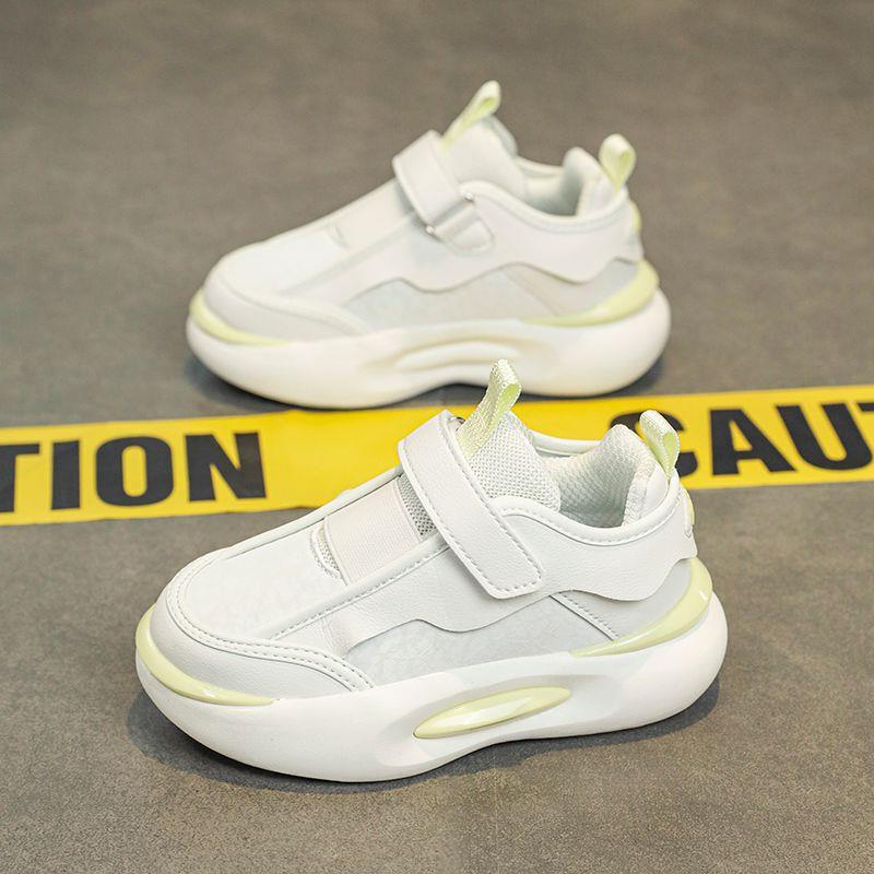 男童鞋春季2025新款皮面防水儿童运动单鞋中大童软底男孩休闲板鞋