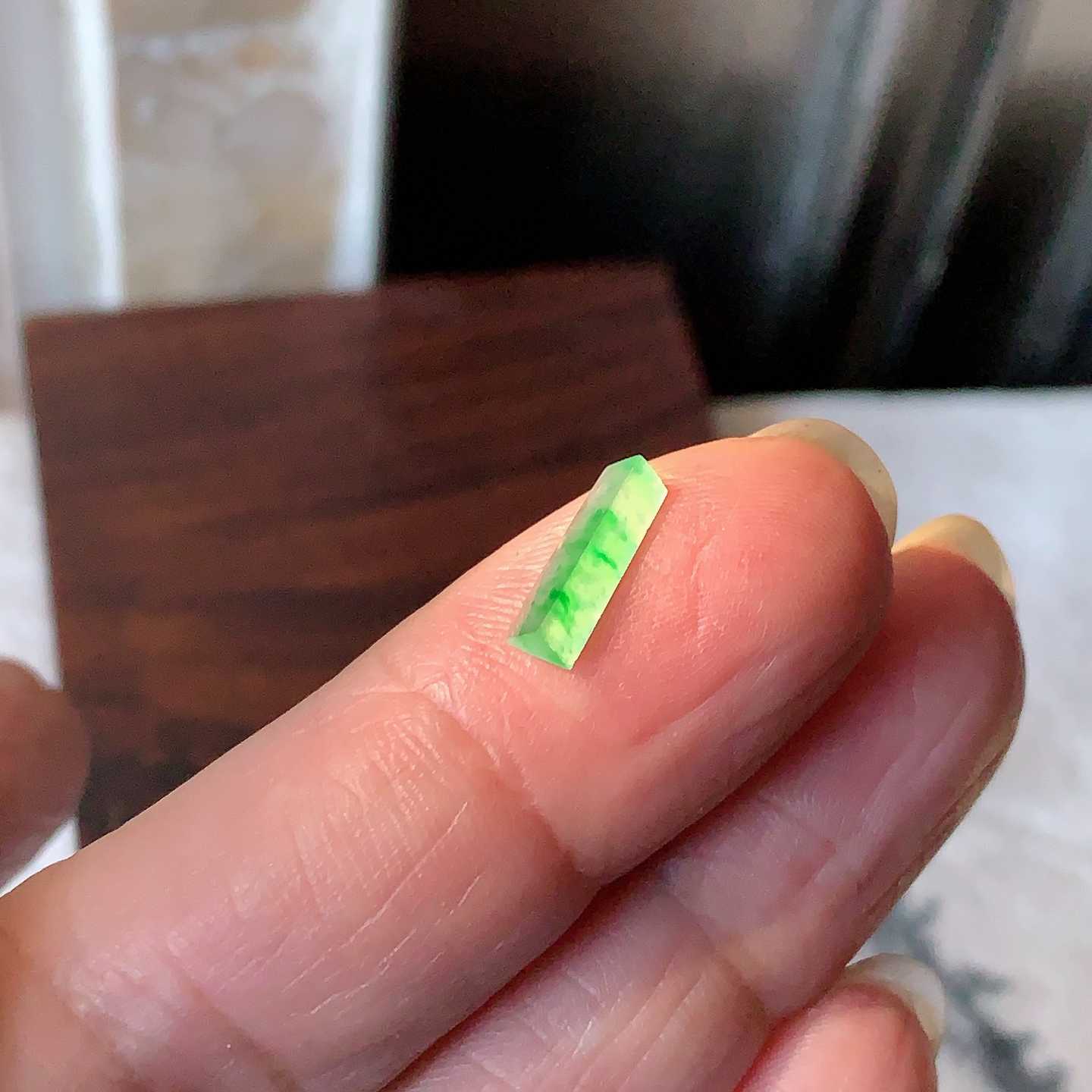 天然翡翠A货玉石裸石镶嵌面