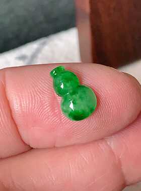 缅甸天然翡翠A货玉石裸石镶嵌面送证书冰种满绿葫芦戒面156272