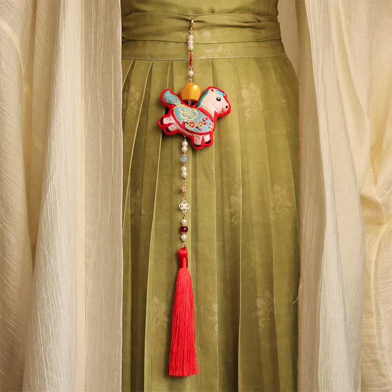 马年禁步刺绣小马吊坠