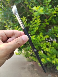 艾诺琪化妆刷大师系列斜角迷你点彩刷双层羊毛动物毛微瑕疵