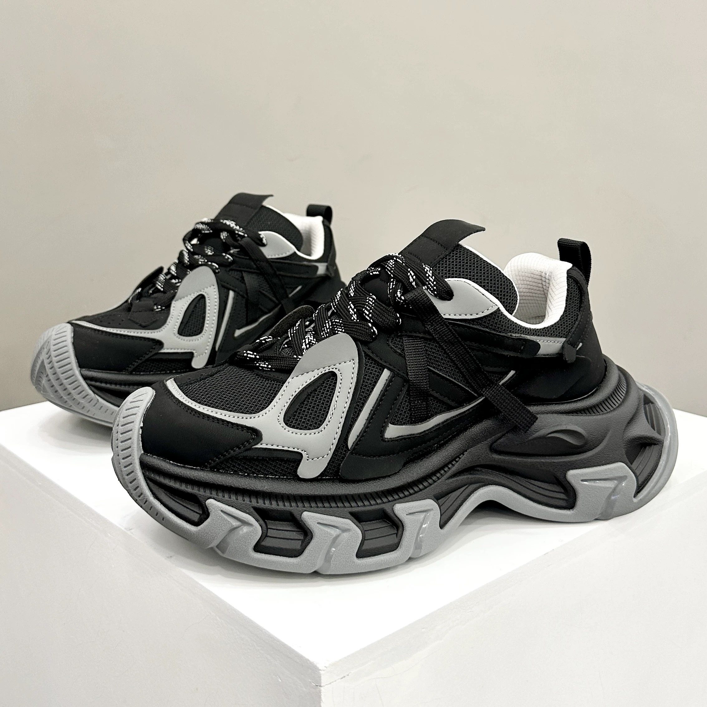 枫之时尚秋冬新款厚底增高休闲鞋拼色网面个性另类网红男潮老爹鞋