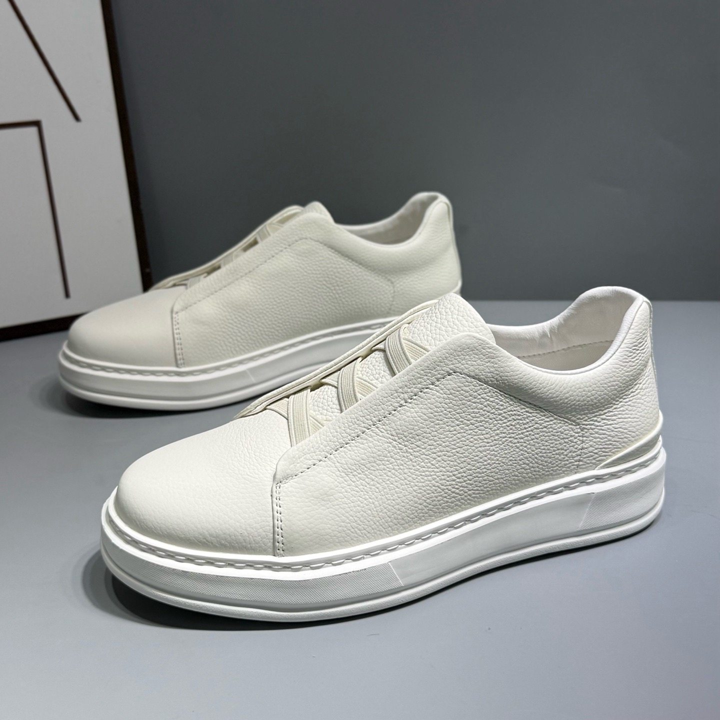 枫之时尚春季松紧带小白鞋舒适透气简约百搭不臭脚牛皮轻奢男板鞋,流行男鞋,休闲板鞋,淘宝优惠券,粉丝福利购,淘宝优惠卷