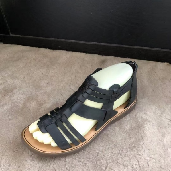 born  头层牛皮时尚舒适平底罗马凉鞋 6