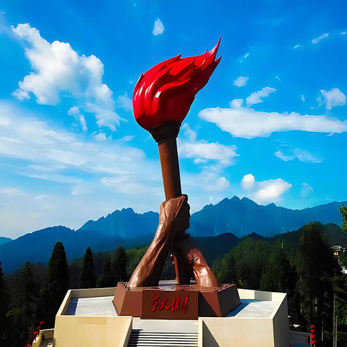 定制设计：1对1定制师根据需求，可为您设计省心、舒适、个性培训方案 景点自选：所有景点自由选择，我们给您设计行程；也可走我们参考行程 品质包团：住宿和用餐提高标准，区别普通旅游团，可安排资深老师授课 管家服务：多对1专属服务群，全程追踪回访快速介入问题，保障您的出行