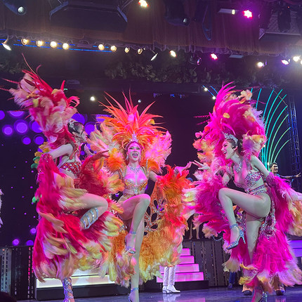 [西蒙人妖秀中心-VIP座（1-3排）]普吉岛西蒙人妖秀VIP前三排