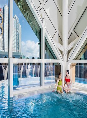 【超值套餐】澳门新濠影汇水上乐园+澳门上葡京自助山午餐1位