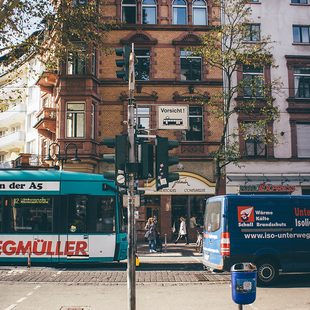 德国捷克法兰克福布拉格10天9晚半自助游查理大桥渔人堡滴滴湖
