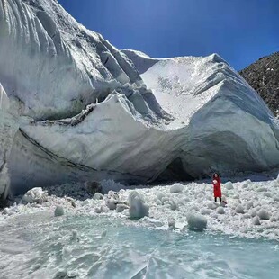 帕米尔全景+红其拉甫国门+慕士塔格冰川+盘龙古道+白沙湖3日